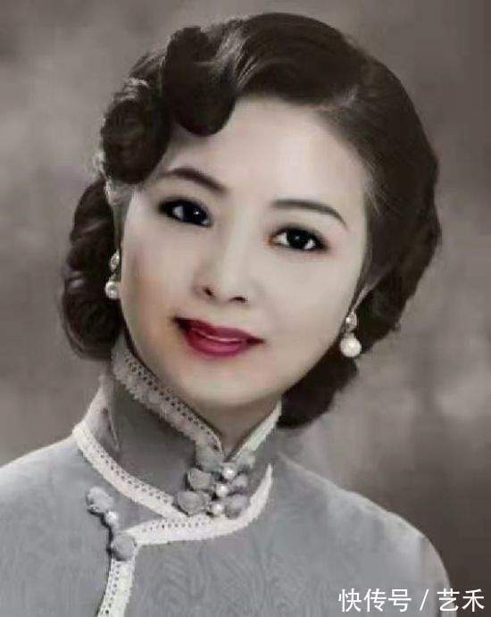 美术家协会#马丽君——天生爱丹青,丽质更擅美,腹有诗书气自华,最具潜质实力派女画家