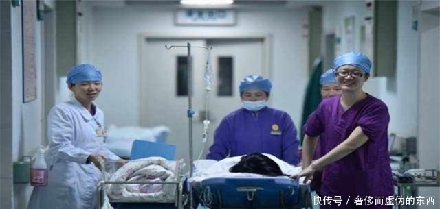 产妇们|生娃时传来“噗”的一声,90后孕妈涨红了脸,护士的反应却很暖心