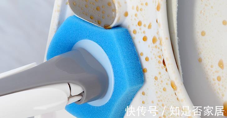 卫生间别挂毛巾架了,很不卫生,学上海人这样做,干净整洁还实用