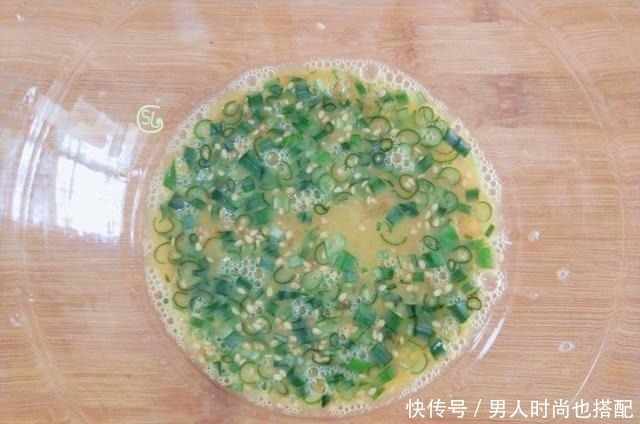 解馋|自从学会这个小饼,早餐和零食不发愁,做法简单又解馋,孩子爱吃!