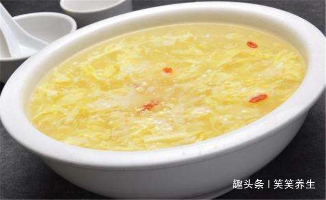 经常吃“开水冲鸡蛋”的话，身体会有哪些变化今天我来告诉你