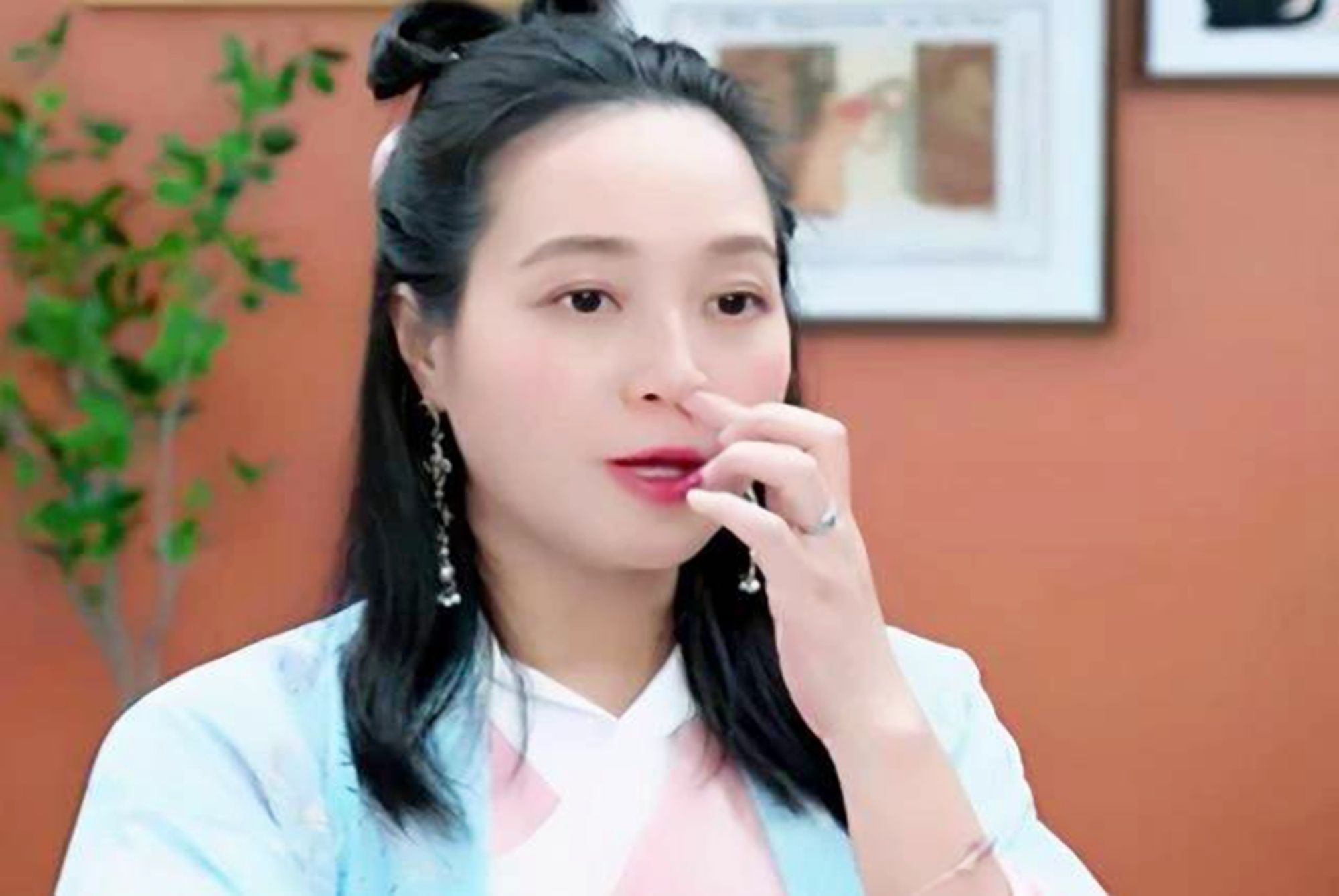 鼻孔|从小爱“挖鼻孔”的孩子,长大会怎样?医生:大多逃不过两种结局