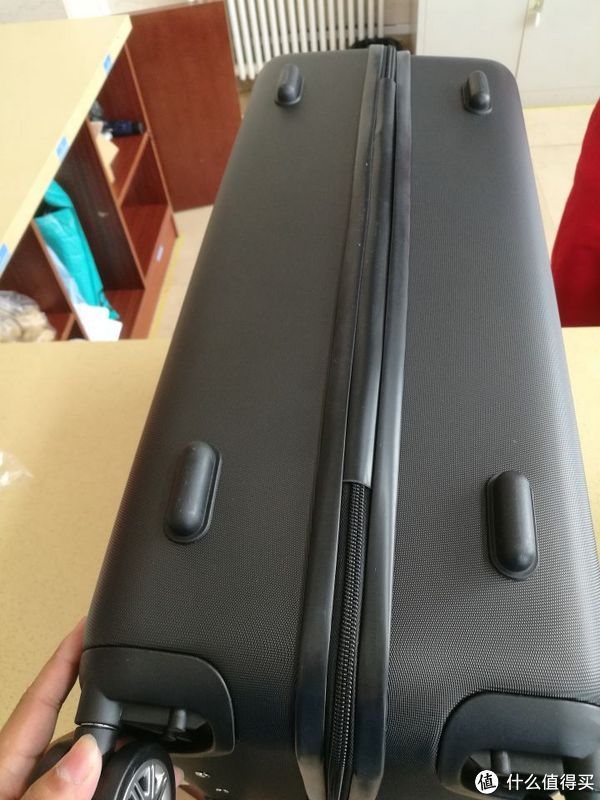 箱包|图吧的日常 篇二百七十三：300块钱的外交官DS-13008 26寸旅行箱包开箱测评