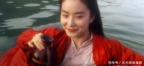  任我行|《笑傲江湖》中任我行做了一件蠢事，让自己被囚，天下第一易主