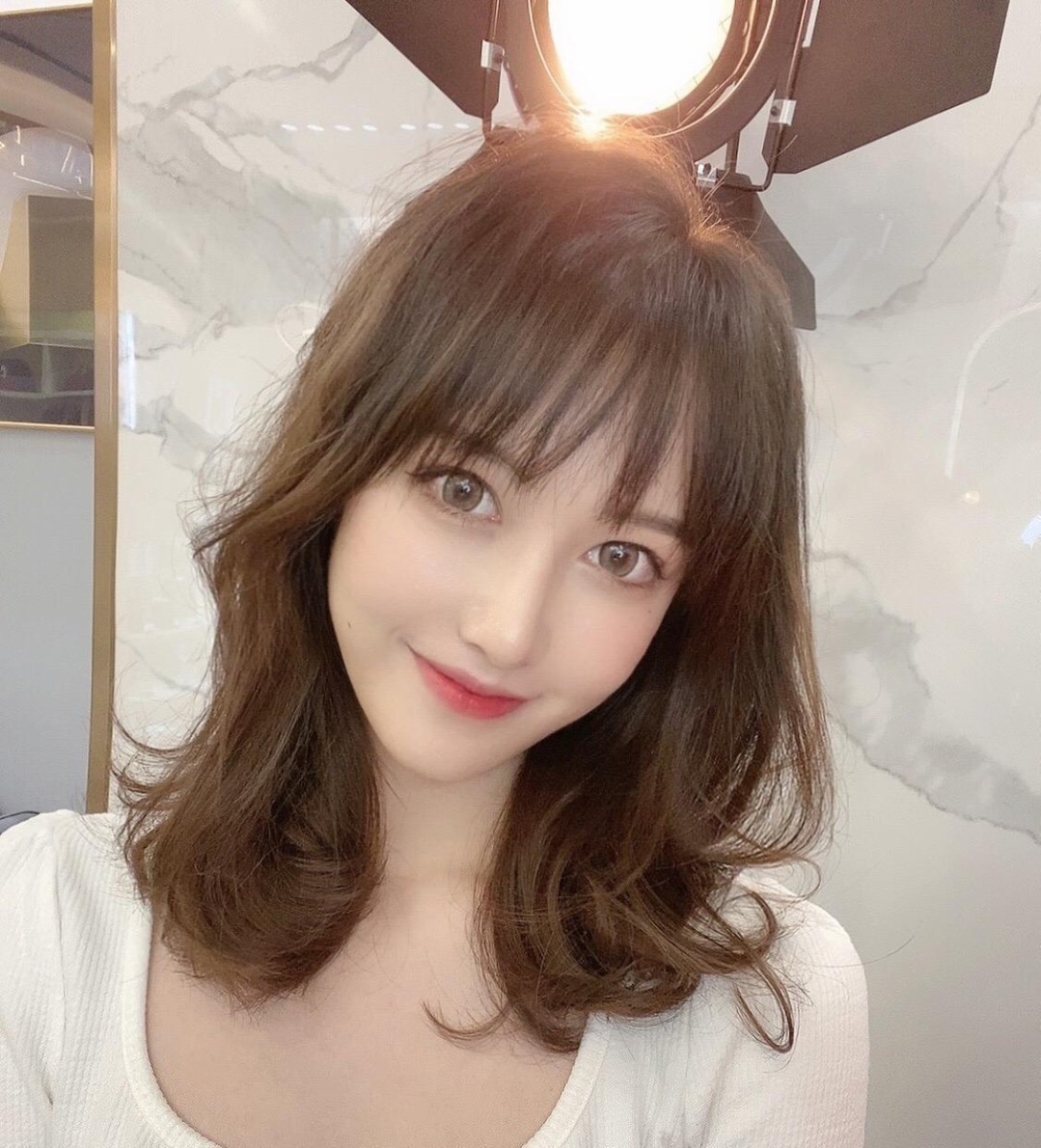 中大卷 秋冬发型别乱剪,新时尚发型19款送给大家,洋气时尚好打理