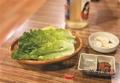 享受|好食光丨脱鞋围坐吃烤肉 享受从坐姿开始