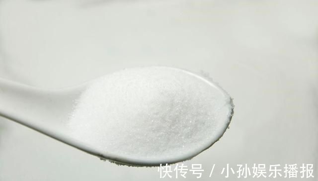 小宁|西兰花里有虫子?用清水洗等于吃虫卵,教你一招,虫卵乖乖跑出来