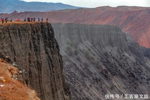 媲美318，中国最美公路解封从冰川到火焰美到极致