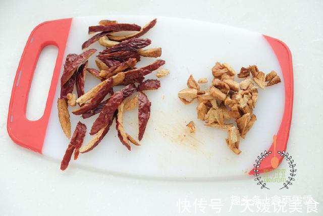 家里有面粉一定要试试,上锅一蒸,柔软好吃,蛋糕一次成功!