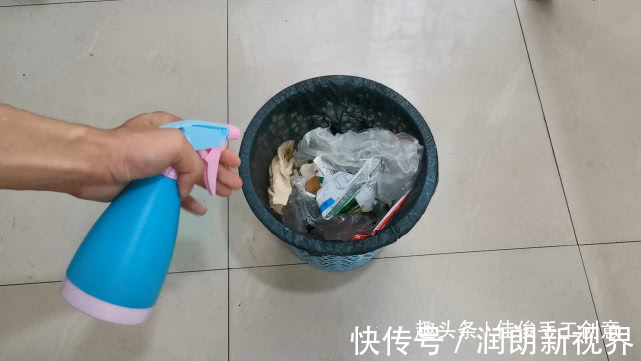 佳俊|白醋和洗衣液混合真厉害,解决了家家户户的烦恼,早知道早受益!