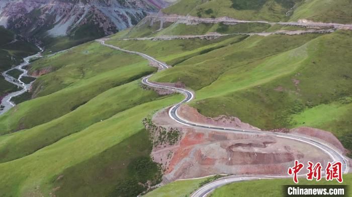 自驾|新晋自驾“打卡”公路，沿途森林雪山草地，趁着国庆假期安排~