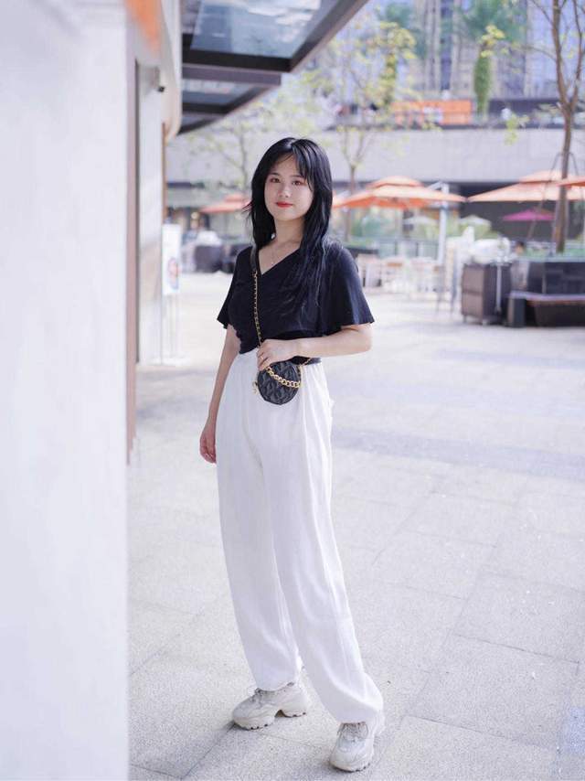 气质|论气质穿搭技巧,可以参考这位时尚博主,不光时髦简约,还很实用