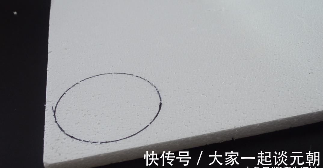 改造|气泡垫别急着扔, 改造一下, 放在桌面上太实用了, 看完赶紧去试试