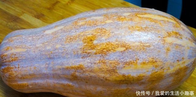 南瓜这样做真是太好吃了,1次做12个,香甜柔软,孩子点名吃