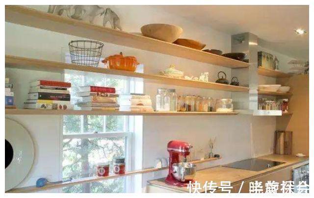 厨房|厨房别做吊柜了，不实用还碰头，找两块板子装上去，省钱方便多了