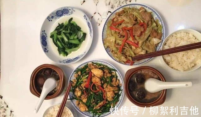 豆类食物|晚餐与寿命的关系被发现60岁过后,尽量避开三种错误饮食习惯
