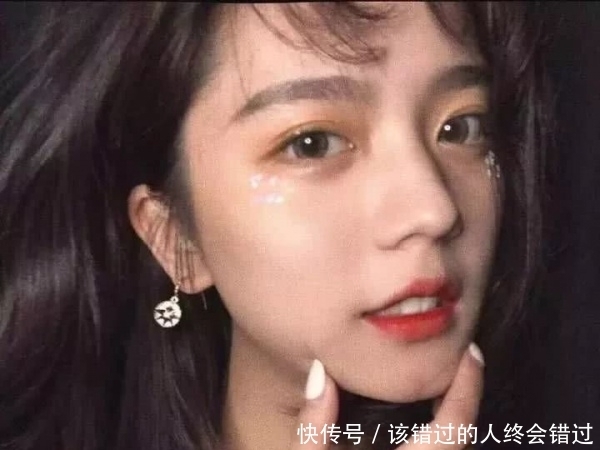 小姐姐们|青春期女生有丑鼻子?养成3习惯变“水滴鼻”,还愁不好找对象?