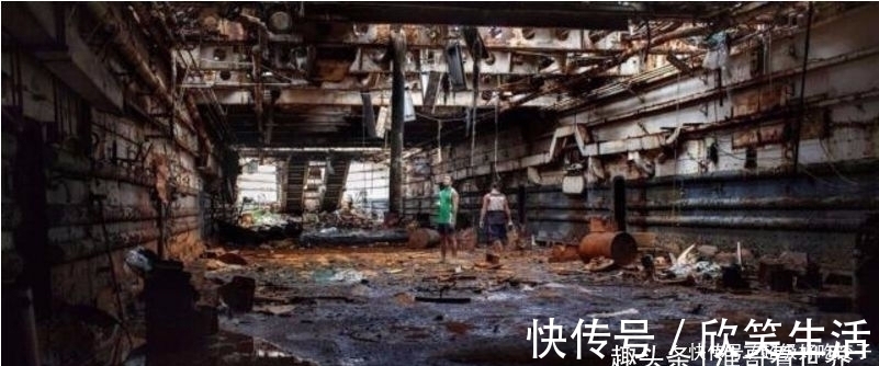 |自制搞笑动画:佩奇变装成蜘蛛侠,乔治获得浩克的能力