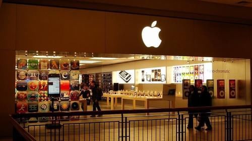 苹果|iPhone 12系列售价“崩盘”？库克也无能为力