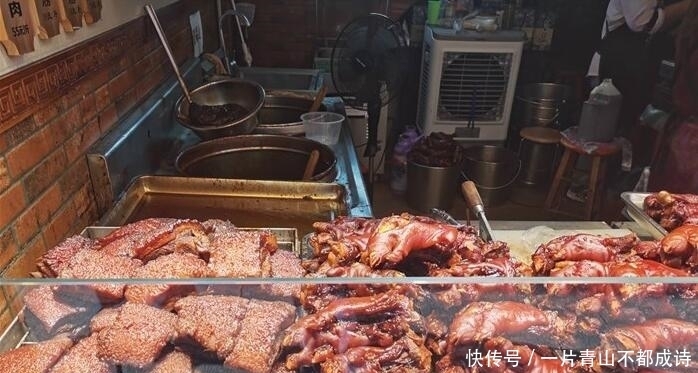 不油不腻,好吃不过走油蹄膀!