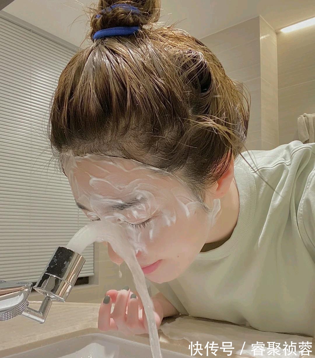 花印|屈臣氏哪些洗面奶好用?芙丽芳丝无添加,花印舒缓,你用过哪个