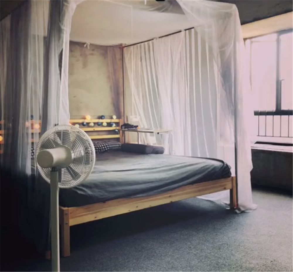 住进|90后小伙买下毛坯房,不装修直接住,网友:确实是牛啊