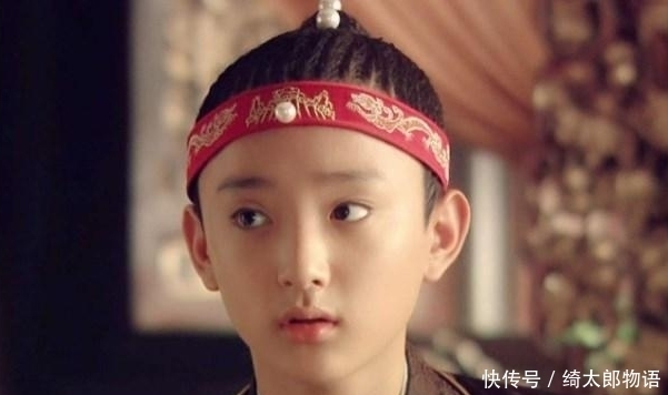 智能儿和卍儿两个姑娘,为何都被宝玉撞破好事:水月庵里有啥秘密