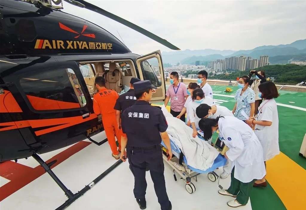 浙二医院|空中救援！丽水70岁患者顺利前往杭州救治~