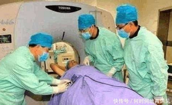 住院|20岁小伙子患癌住院,原因是每天吃这种东西,很多人都吃过