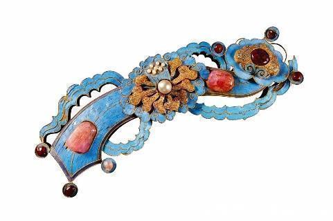 雍正@现代时尚设计师的灵感很多都来源于雍正《十二美人图》,不信你看