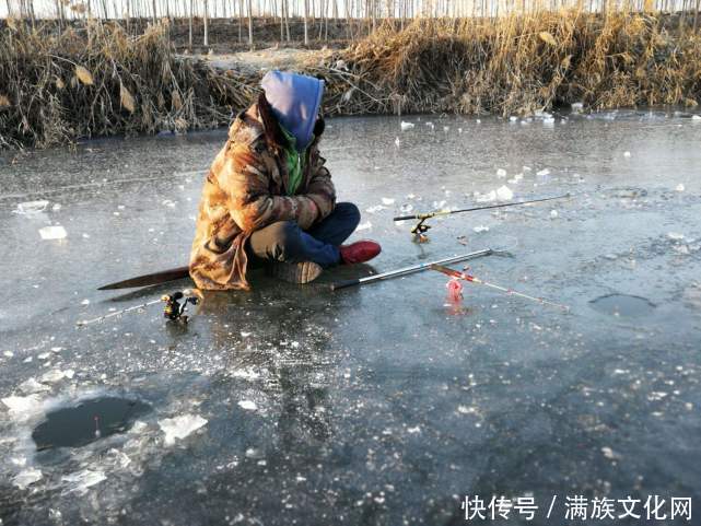  蹊跷|“冰上捕鱼单线拽”——关东这一怪怪得蹊跷 单线究竟拽什么