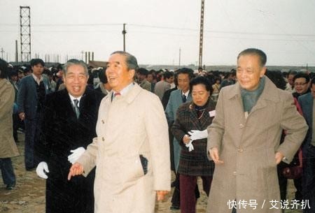 首富|姓氏探寻:华人首富为何自称是包拯的后裔?查到出处,找到来源