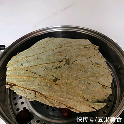 荷叶粉蒸肉|营养和美味，都在这道鲁菜—荷叶粉蒸肉里