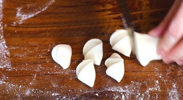 烧麦|糯米和面粉的结合太美味了如果你不做饭，就不需要烙饼很好吃，又软又粘