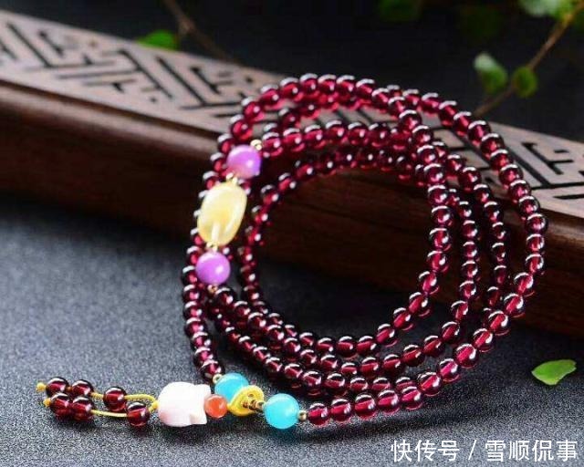 颜色|这30种宝石,既昂贵又美丽,只要是文玩人,都会被它们迷住!