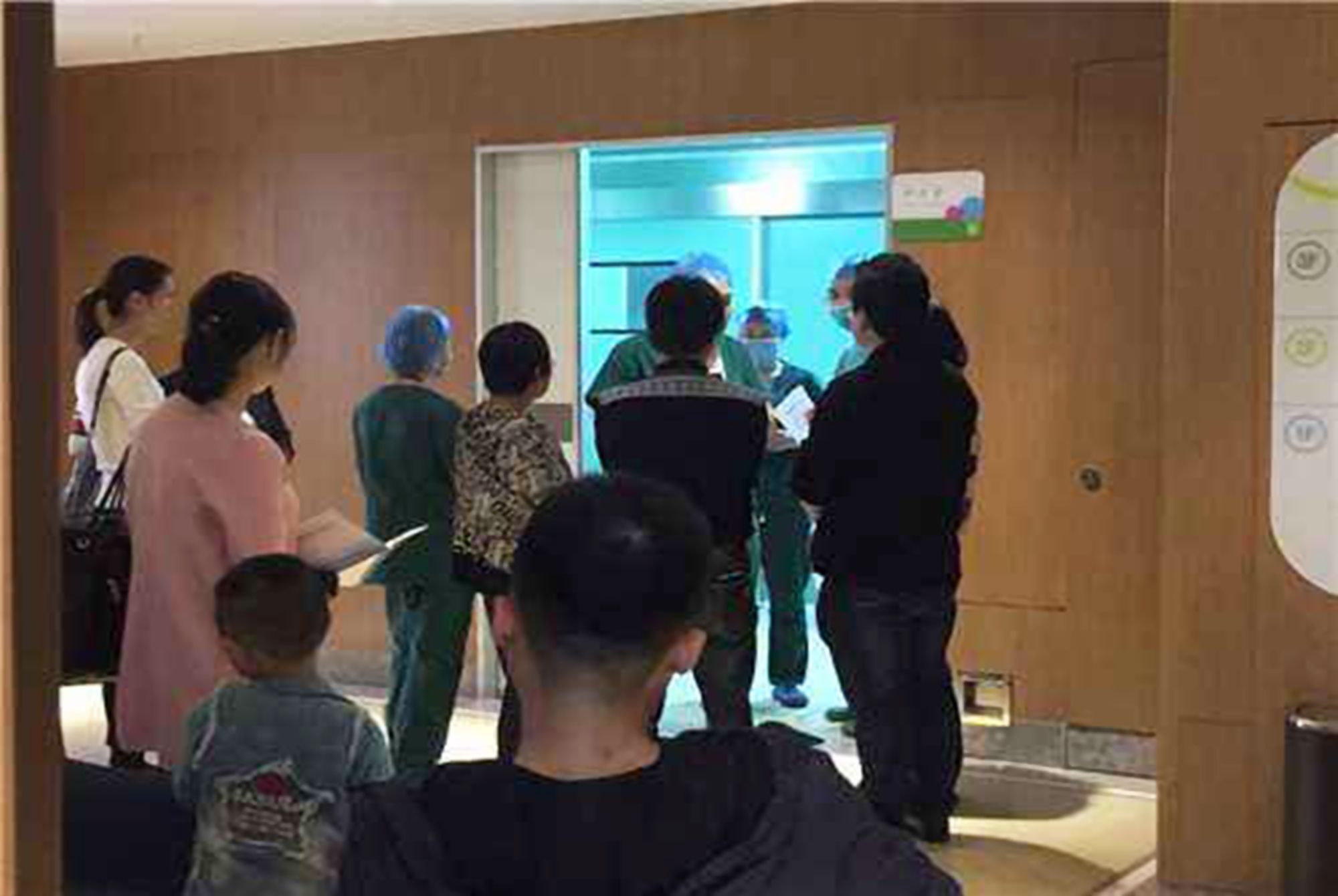 父母|养娃十年不如陪孩子睡一年,身为妈妈,别在孩子心中排序垫了底