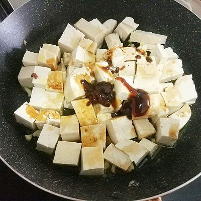 麻辣川香味豆腐