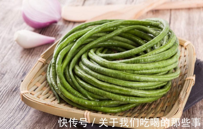鲜香|豇豆新吃法,不拌也不炒,简单2步就出锅,鲜香软嫩,健康不油腻