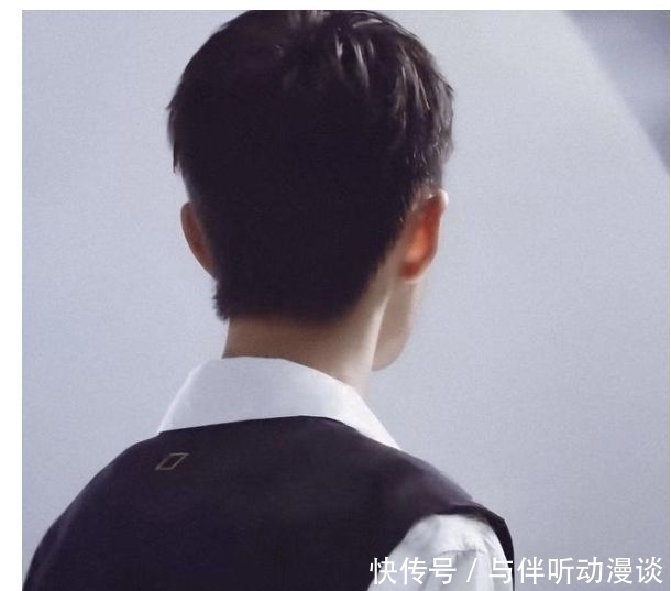 肖战|肖战拍戏受伤?网民“显微镜”看《如梦》照片,发现手部伤口