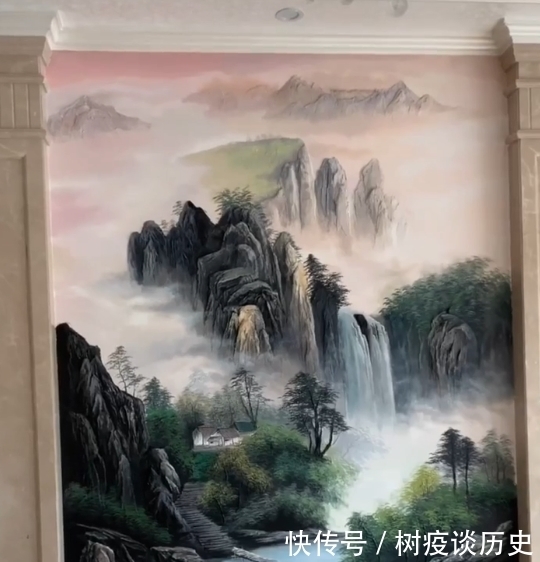 墙上|小姐姐在墙上画山水,成画仿佛人间仙境,网友:好想生活在这里