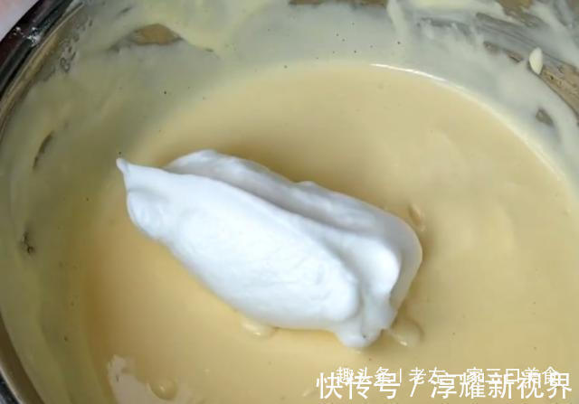 绵软|一碗大米6个鸡蛋，往电饭煲一倒，出锅家人抢着吃，绵软香甜