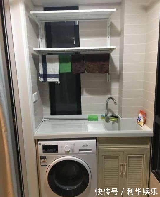 收纳|老公非要把衣帽间装在卫生间入口,我骂他脑子进水,完工后我闭嘴了