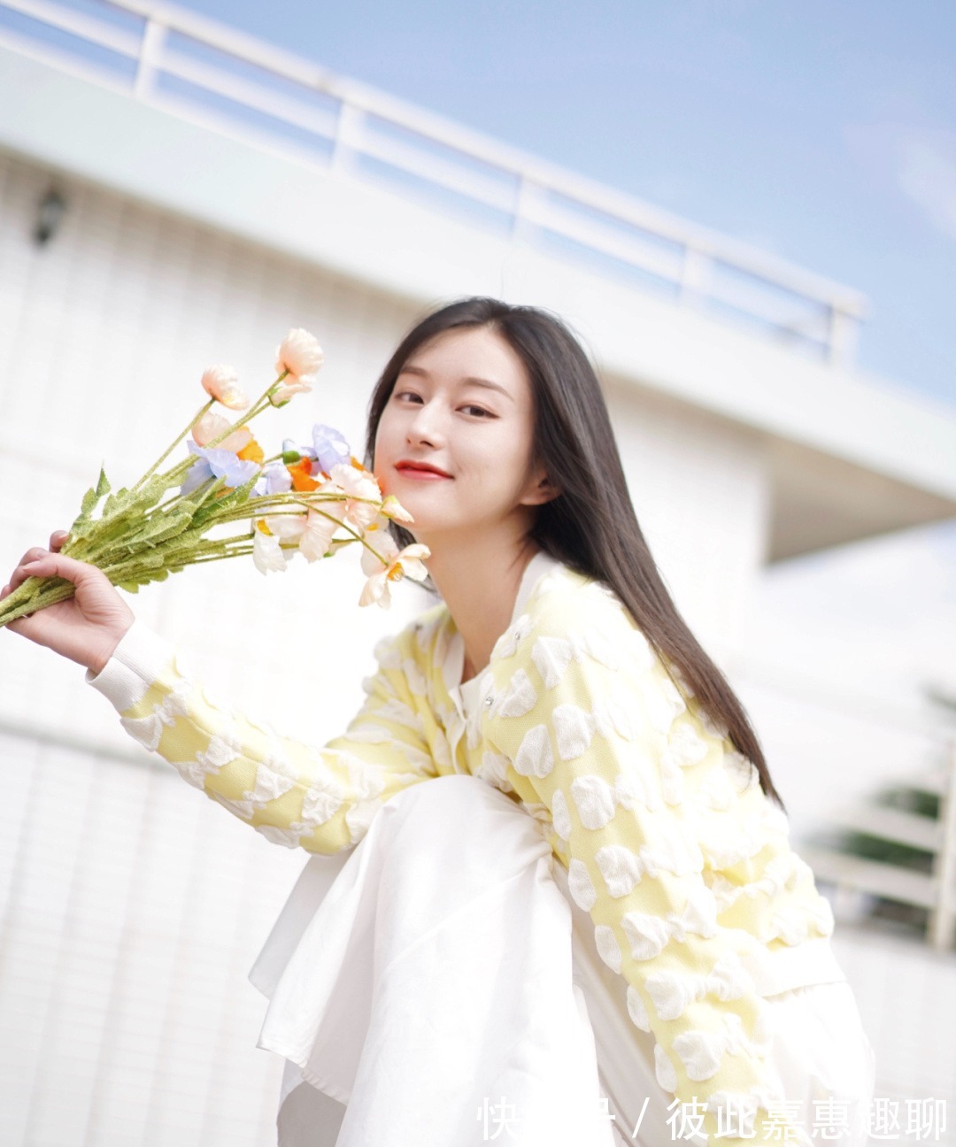 头绪|换季穿搭没头绪?看看这五组穿搭示范,照着穿让你美得高级又温柔