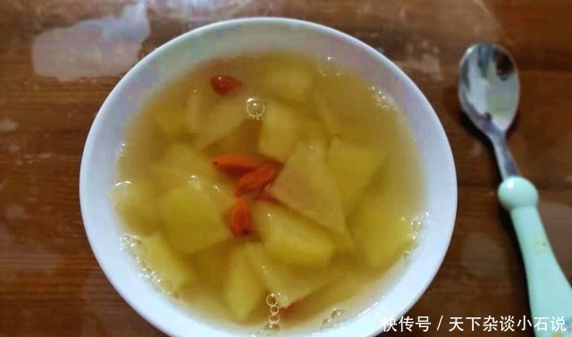 冬季,用苹果和它们一起煮,健脾和胃润肺止渴,女人常喝对皮肤好