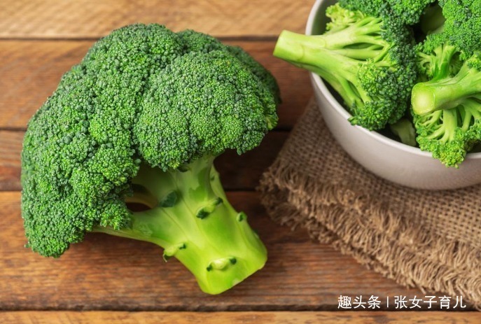 孕妈|如果你怀孕了,常吃这5种食物,能清除体内垃圾毒素,胎儿发育好