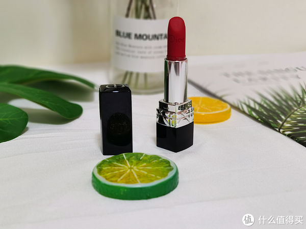 不知道送女朋友什么口红？小姐姐一个个帮你试！口红评测篇一