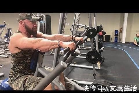 动作|哪8招独特的技巧，帮你打造和健身教练一样强壮的背部