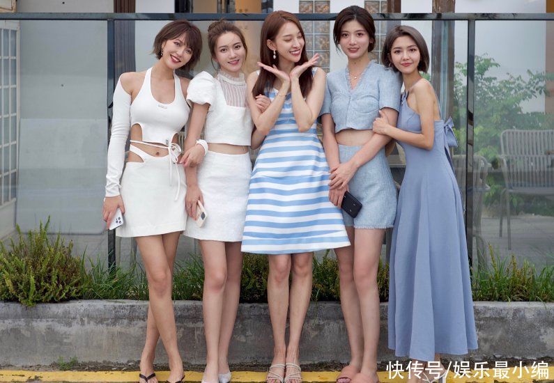 心动的信号|《心动4》女五生日，小屋姐妹聚会为她庆生，男三更博暗含深意