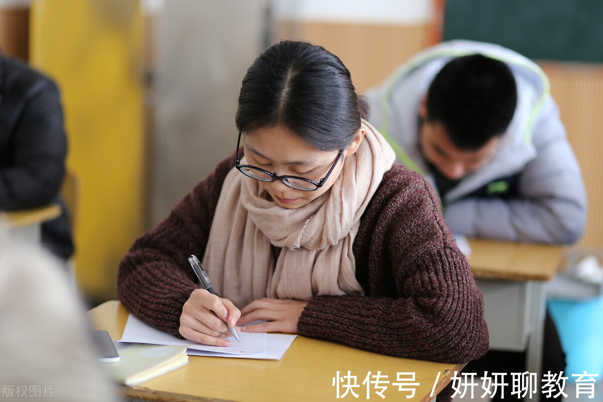 专硕|考上研究生后，才知道“专硕”和“学硕”的差距，考生直言选错了