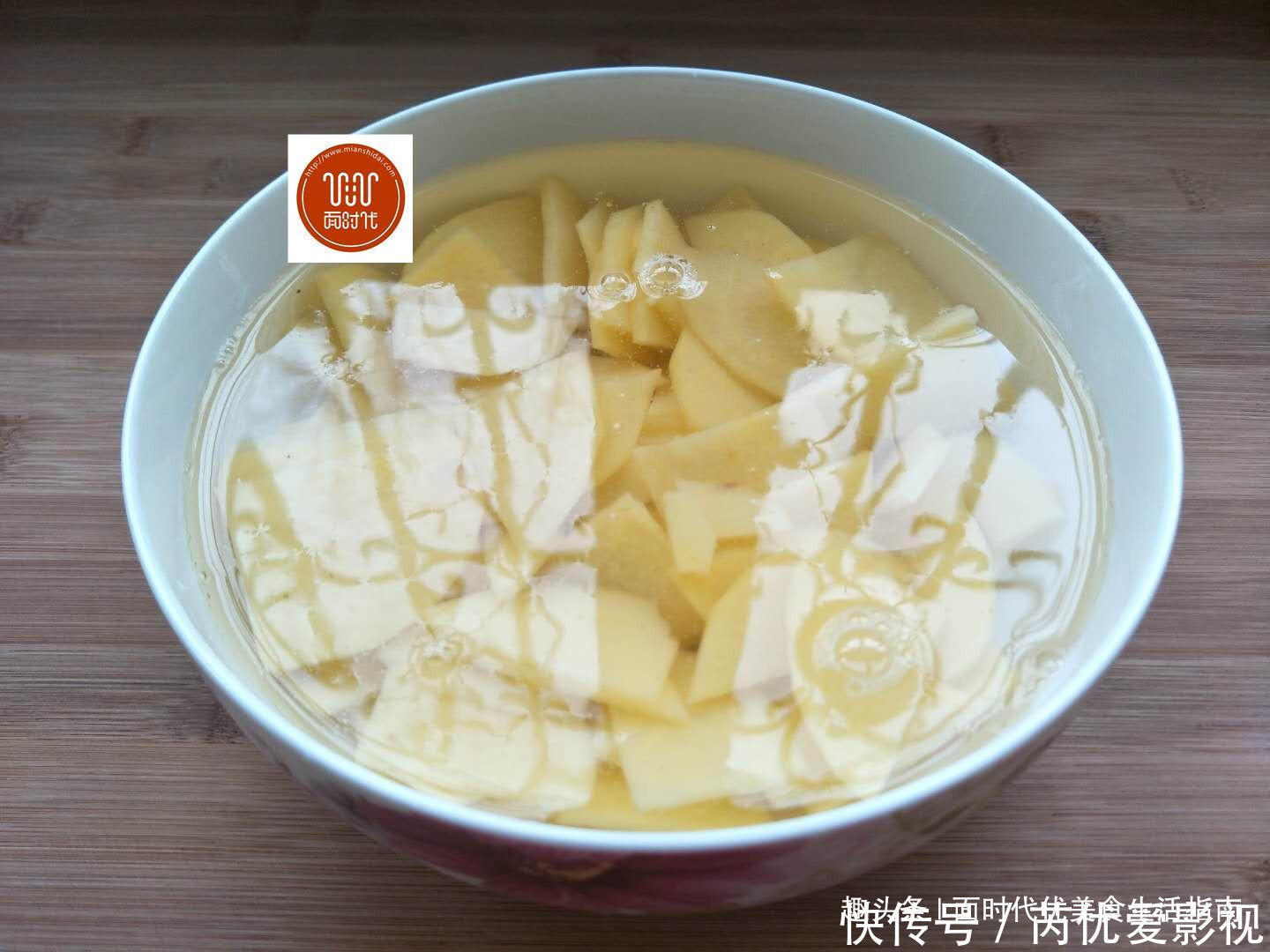  焦香|土豆这么做你肯定没吃过，焦香下饭，尝一口全家人都夸，太香了！